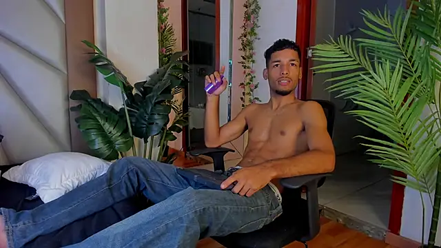 Thiagoferreti's cam snapshot