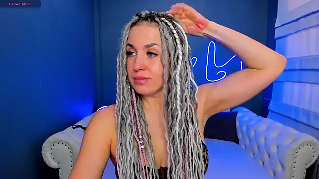 rock_n_roxy's cam snapshot