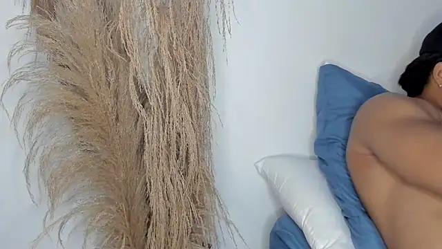 Evansdark1 live sex cam