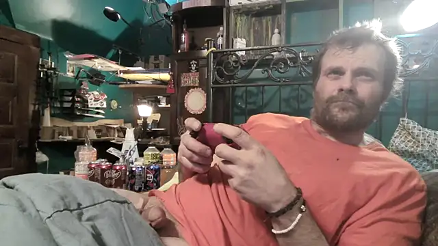 charactrzero's cam snapshot