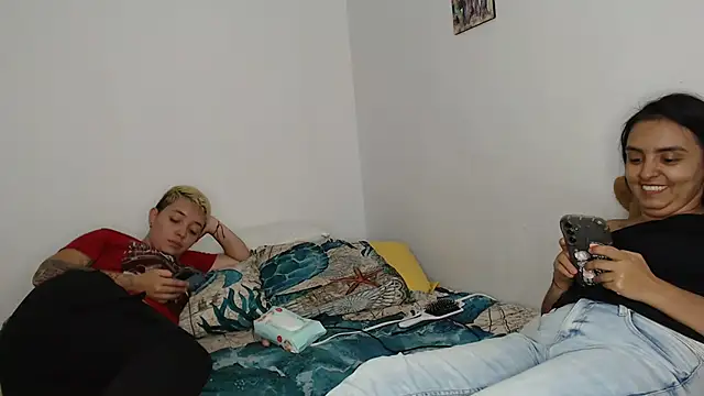 kathy_luisa's cam snapshot