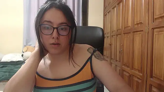 Venus_cat_'s cam snapshot