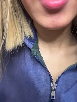 SweetBunnyGF live sex cam