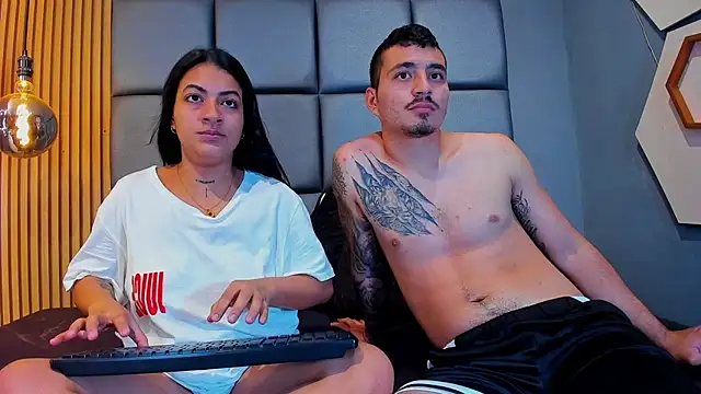 ZOE_GIANLUCA live sex cam