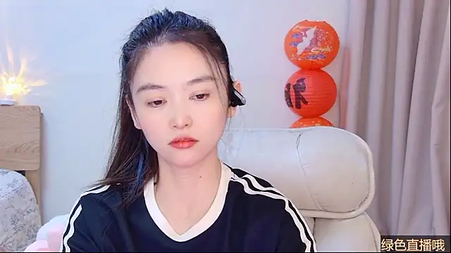 Coco-Sweetie live sex cam