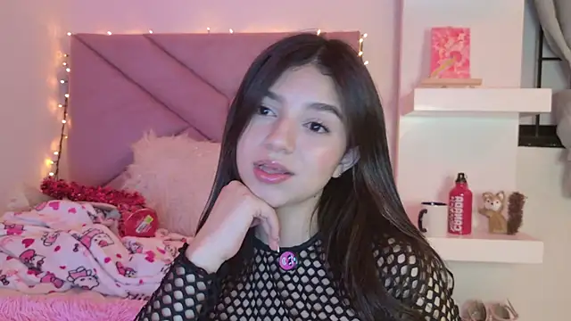 eva_sin18 live sex cam