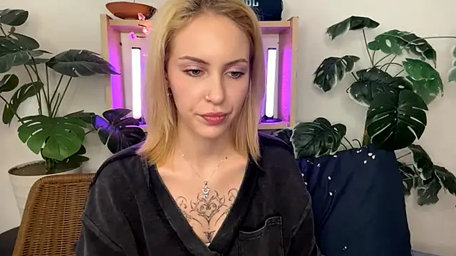 FruitedRiding's cam snapshot