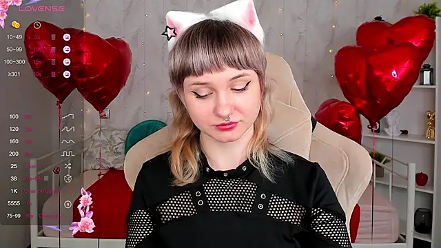 Tori_Cutie's cam snapshot