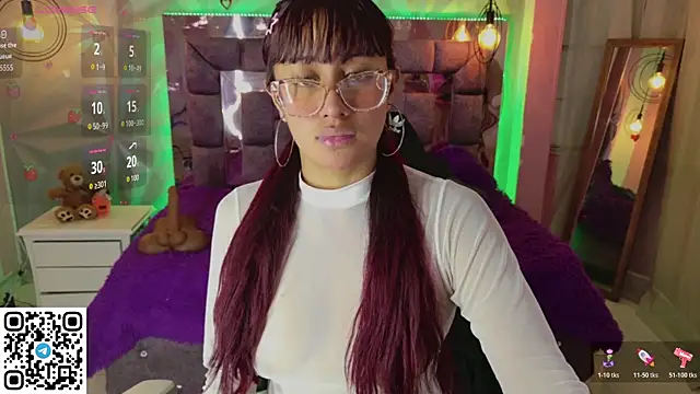 leyla_collinss's cam snapshot