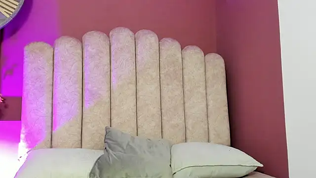 Scarlet-x's cam snapshot