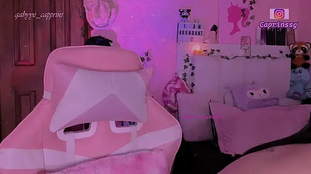 gabyye_capprins's cam snapshot