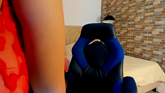 NicoleHaley's cam snapshot