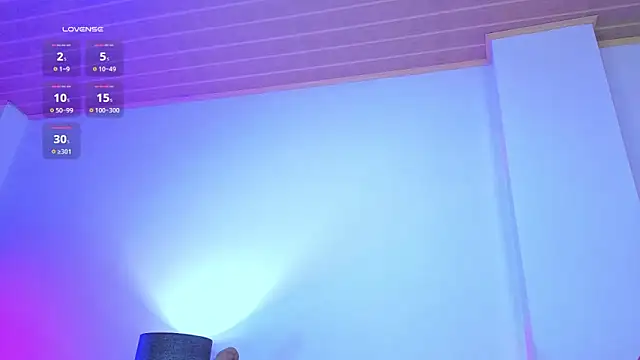 Eliie_Ruizz's cam snapshot