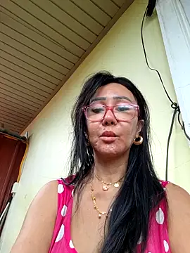 sweetieme live sex cam