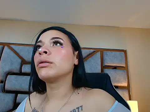 cristal__violetaa live sex cam