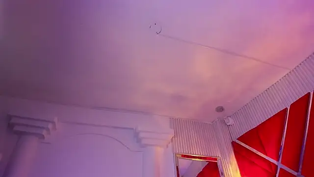 SusanCouper's cam snapshot