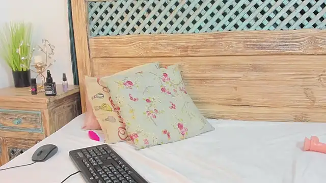 Cassandra_Armani's cam snapshot