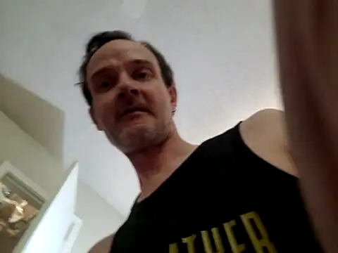 Drewpackn8's cam snapshot