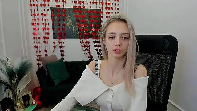 EmilyGraydis's cam snapshot