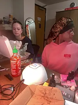 CookiesNcreaming's cam snapshot