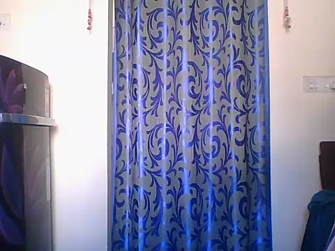 Mathi_cam's cam snapshot