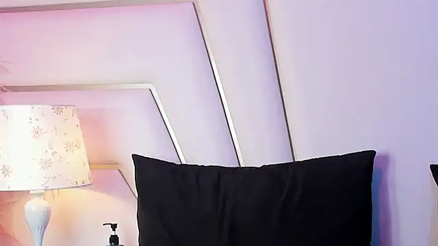 Zara_Vidal's cam snapshot