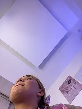 Gab_0212's cam snapshot