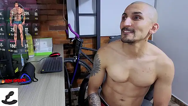 Marck_Muscle's cam snapshot