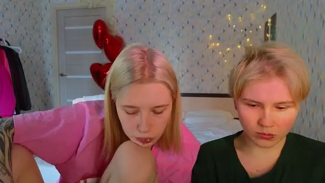 Girls_Fingers live sex cam