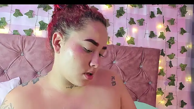 Ayla-marttinez's cam snapshot