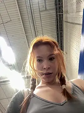 _Little_Ginger live sex cam