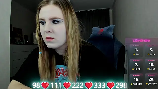 Olivia_Munk's cam snapshot