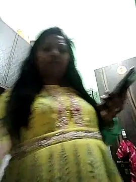 Cute-Janvi20 live sex cam