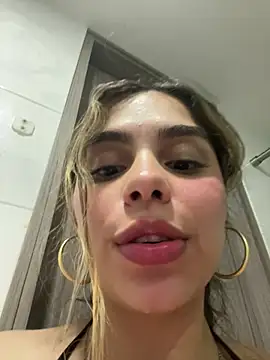 crisbell_lopez live sex cam