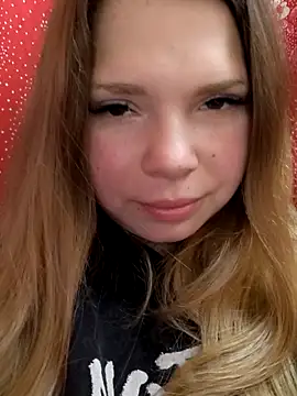 Zuli_Kiska live sex cam