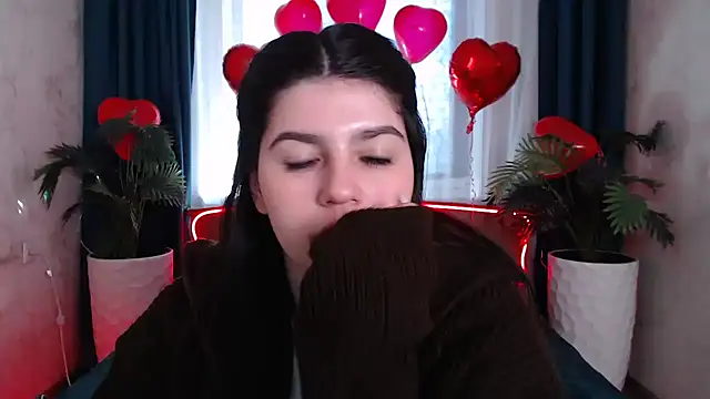 KisaModel's cam snapshot