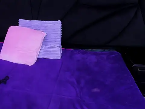 Dakota_Angell_'s cam snapshot