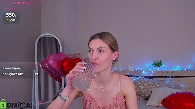 Cherry_Price's cam snapshot