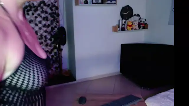 shamanhta's cam snapshot