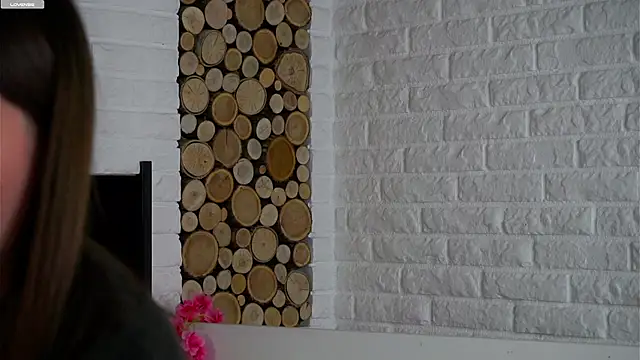 LowOncoming live sex cam