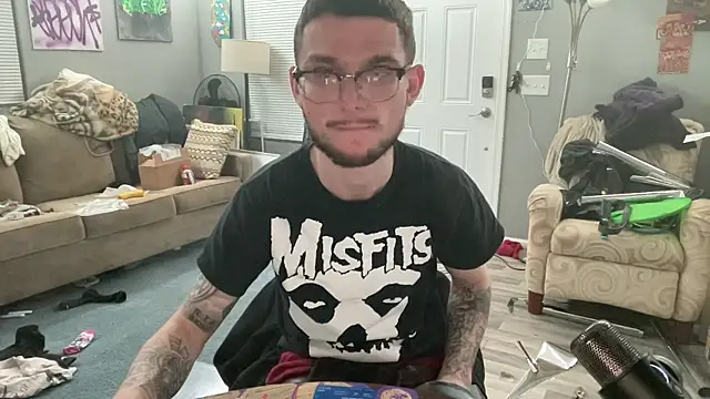 hungkubenski live sex cam