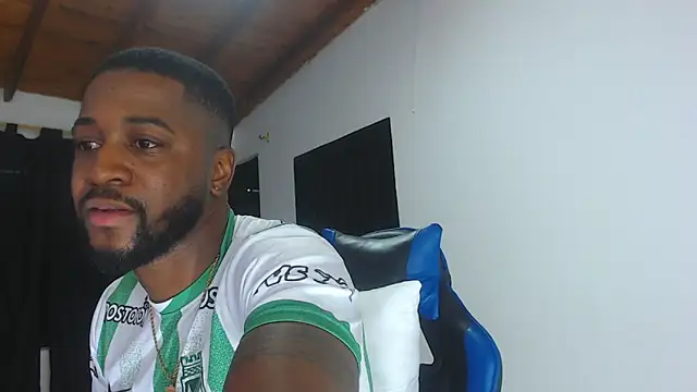 Drake_Nassir4 live sex cam