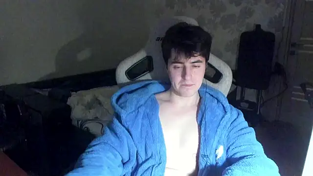 Knuckles17 live sex cam