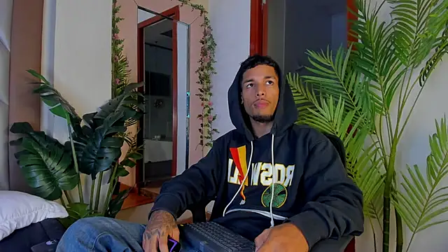 Thiagoferreti live sex cam