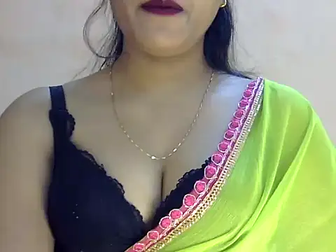 cuttie_shivi's cam snapshot