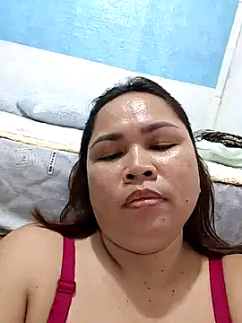 XXLorie_02's cam snapshot