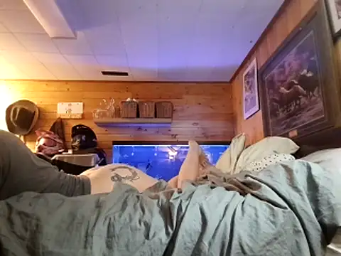 Ryan_and_Aurora live sex cam