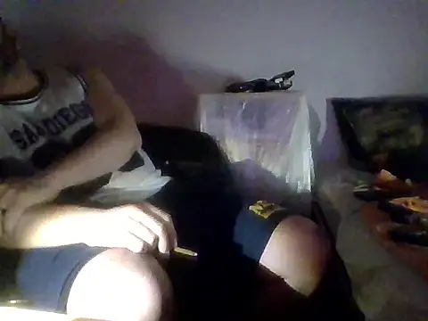 SmokedAlloy2 live sex cam