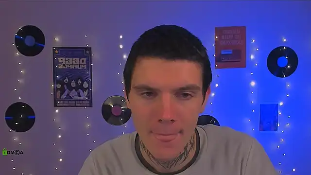 drew_soft_ live sex cam