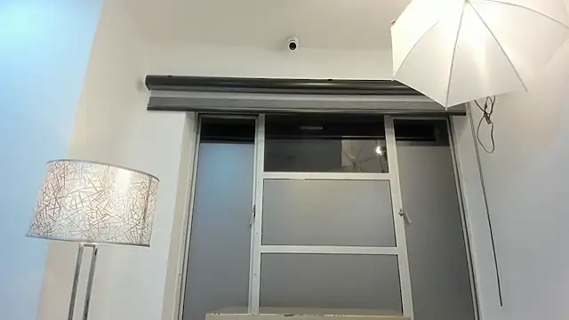 EimiLara's cam snapshot